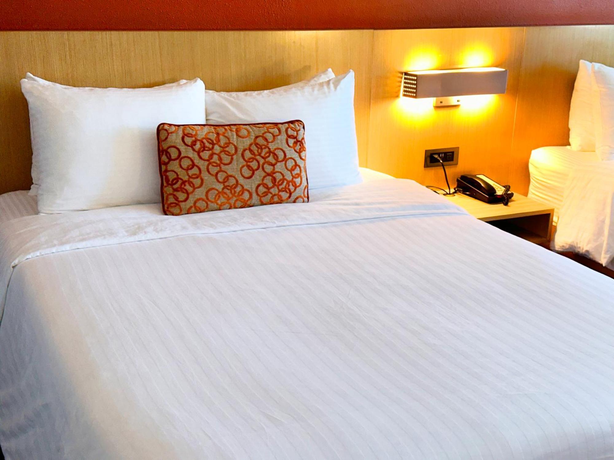 Lincoln Hotel Monterey Park Los Angeles Esterno foto